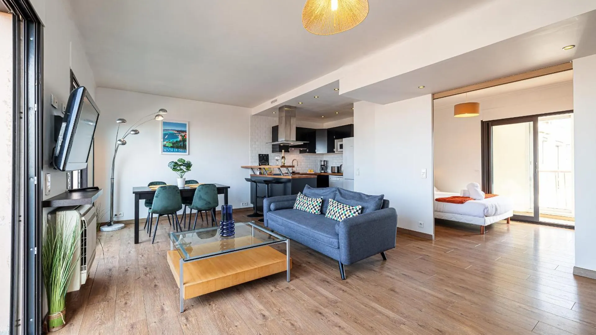 Open Sky Terrace Lage 1 Bdr & Parking Apartment Nice France