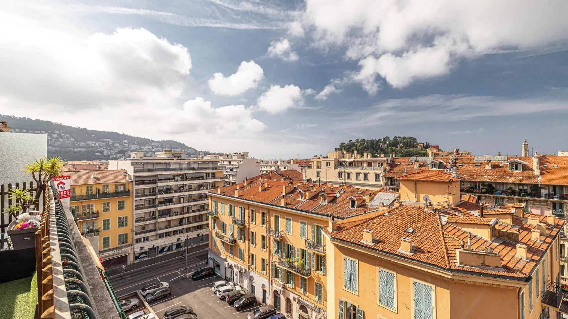 Open Sky Terrace Lage 1 Bdr & Parking Apartment Nice 0*,