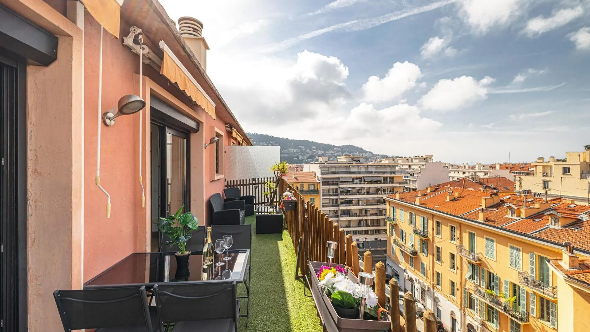 Open Sky Terrace Lage 1 Bdr & Parking Apartment Nice France