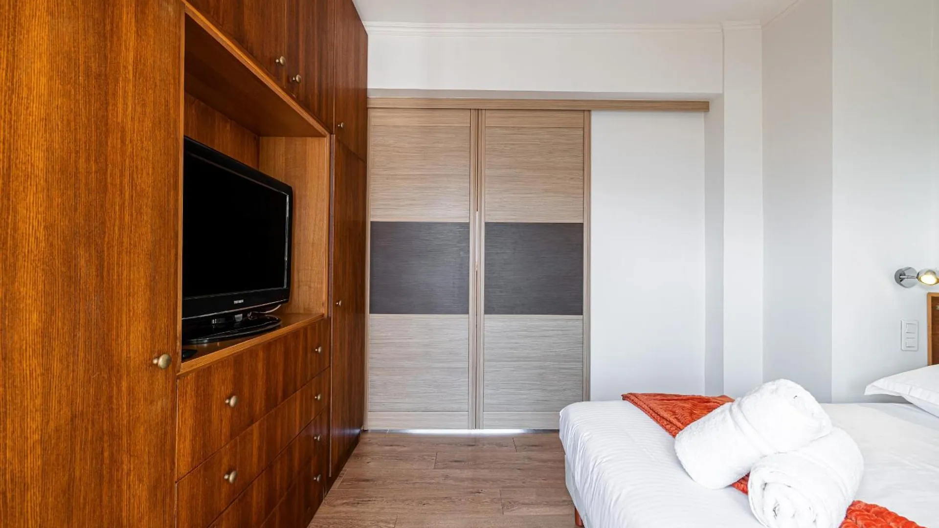 Open Sky Terrace Lage 1 Bdr & Parking Apartment Nice