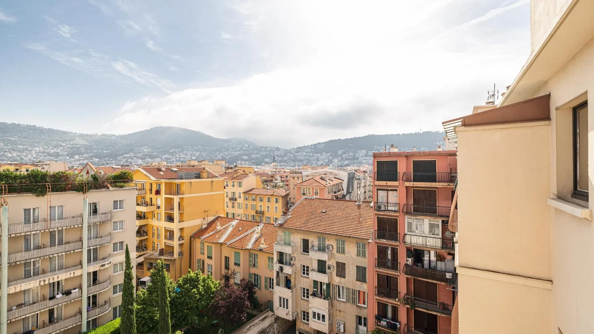 Open Sky Terrace Lage 1 Bdr & Parking Apartment Nice France