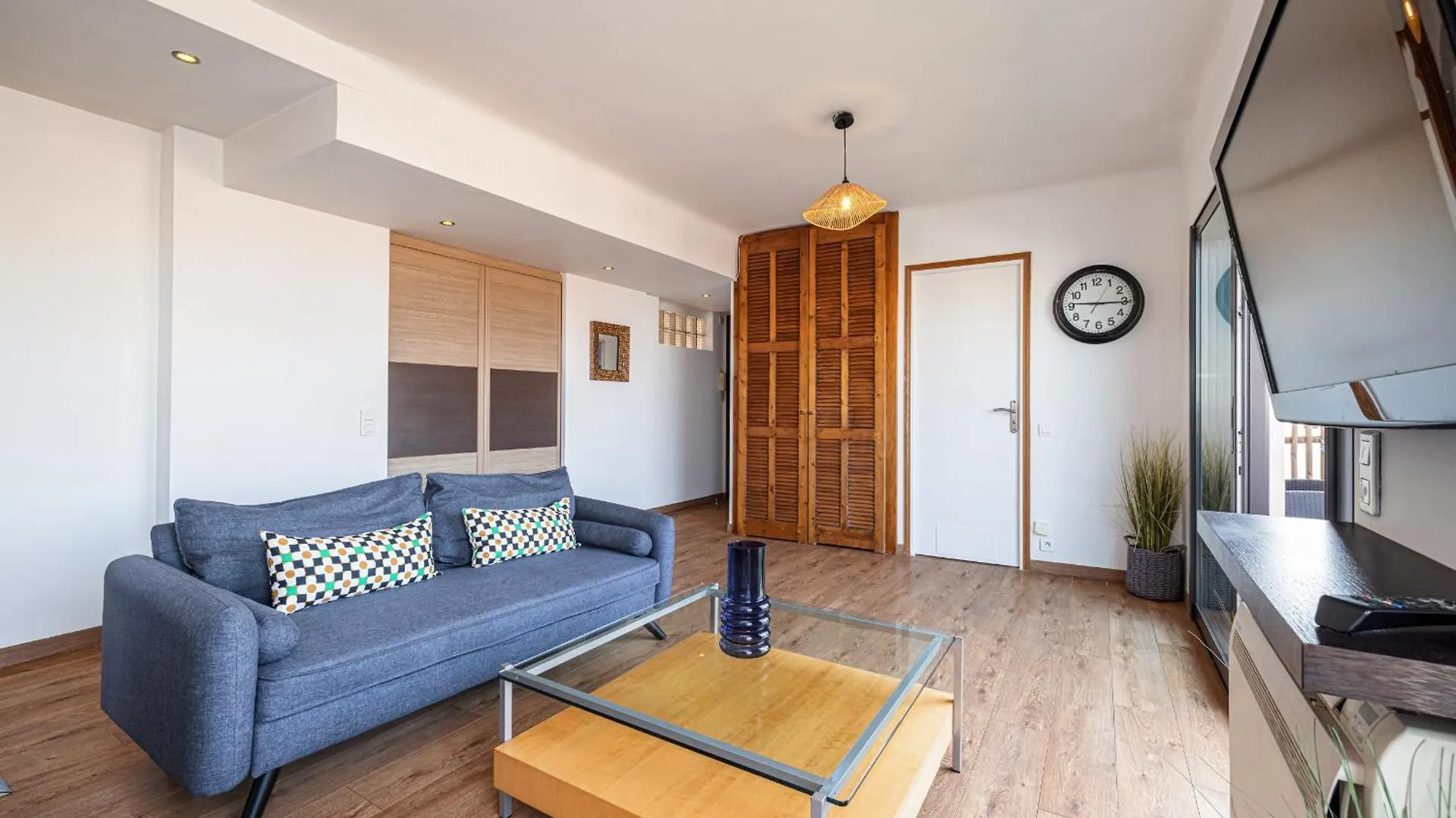 Open Sky Terrace Lage 1 Bdr & Parking Apartment Nice France